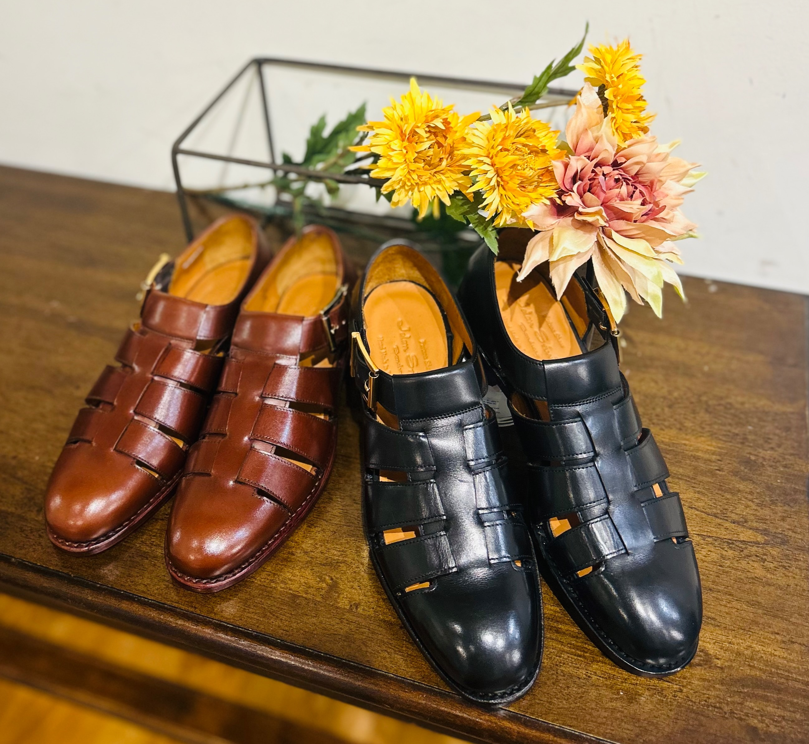 Jalan Sriwijaya lady's グルカサンダル | Jalan Sriwijaya / G.H.BASS