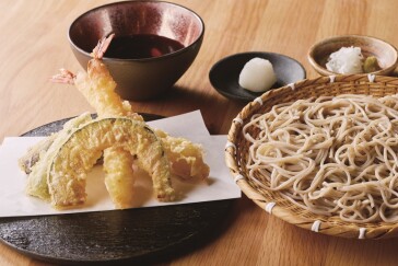 石臼挽き二八そば　そばしき 紀尾井町