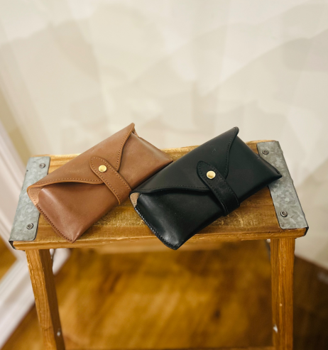 Spectacle Caseが入荷いたしました。