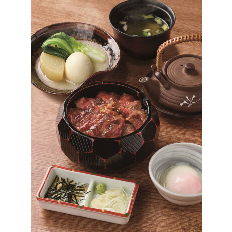 和牛とおでん 六重亭